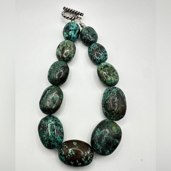 16” of polished chunks of green turquoise statement necklace with 925 hardware! - Picture 2 of 9